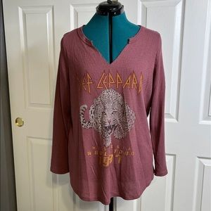 TORRID 00 Def Leppard Thermal Shirt